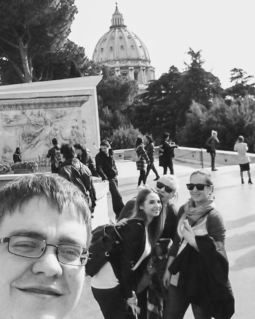 my štyria pri Vatikáne, čierno biela fotografia